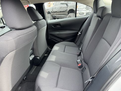 Used 2024 Toyota Corolla LE image 31