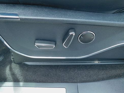 Used 2023 Ford F150 Platinum w/ Equipment Group 701A High image 25