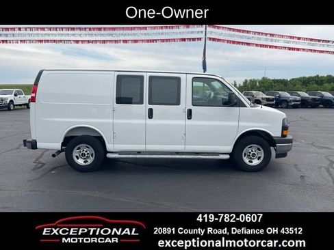 Used 2025 GMC Savana 2500 w/ Driver Convenience Package RWD image 9
