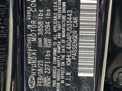 Used 2023 Hyundai Elantra SE w/ Cargo Package FWD image 32