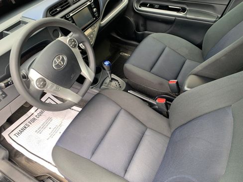 Used 2017 Toyota Prius C Two FWD image 10