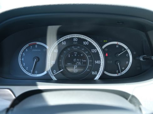 Used 2017 Honda Accord EX image 41