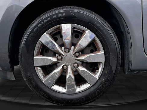 Used 2016 Nissan Versa Note SV FWD image 36