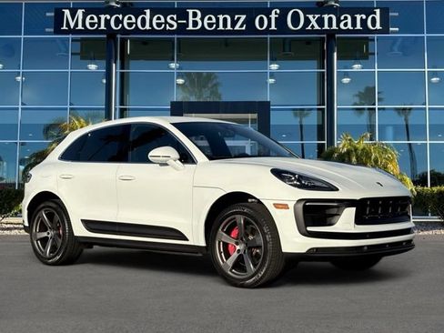 Used 2022 Porsche Macan S AWD/4WD image 2