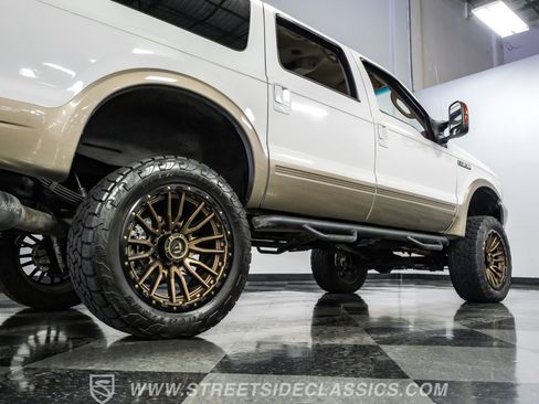 Used 2004 Ford Excursion Eddie Bauer AWD/4WD image 28