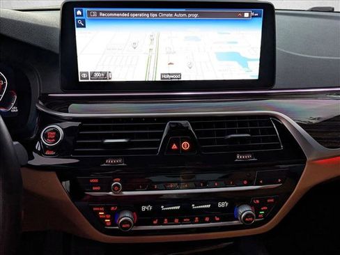 Used 2022 BMW 530i w/ Convenience Package image 13