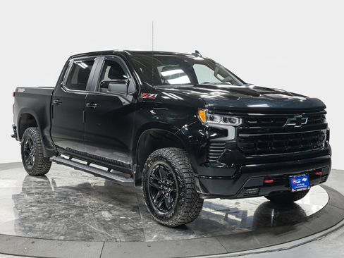 Used 2022 Chevrolet Silverado 1500 LT Trail Boss w/ Protection Package image 9