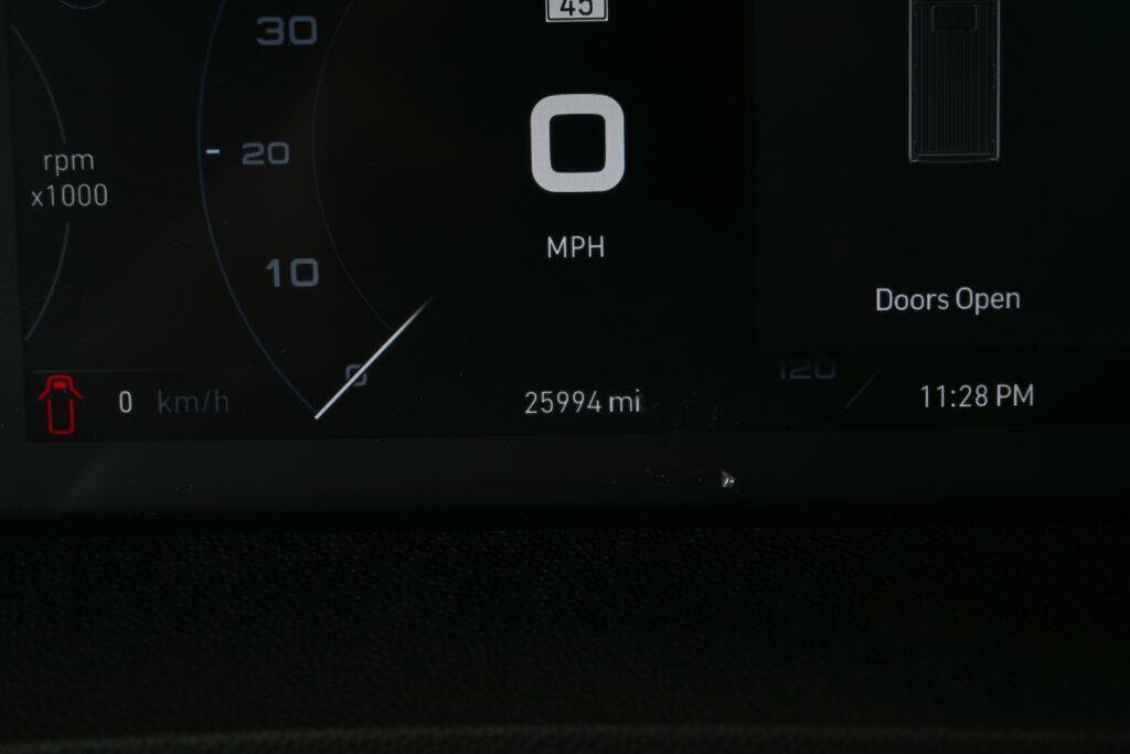 Used 2025 RAM ProMaster 2500 w/ U-Haul Equipment Group FWD image 9