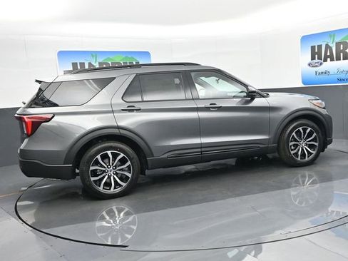 New 2026 Ford Explorer ST-Line image 6