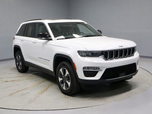 Used 2025 Jeep Grand Cherokee Limited 4xe image 1