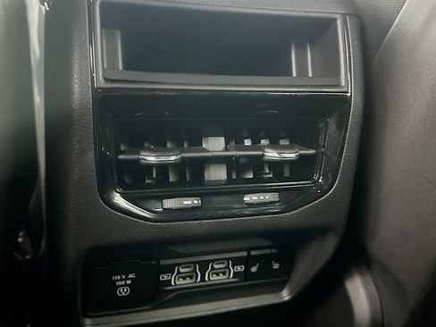Used 2024 Jeep Grand Cherokee Limited 4xe AWD/4WD image 28