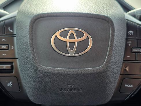 Used 2023 Toyota Prius Prime Premium image 24