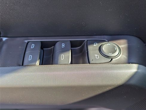 New 2026 Chevrolet Colorado LT image 13