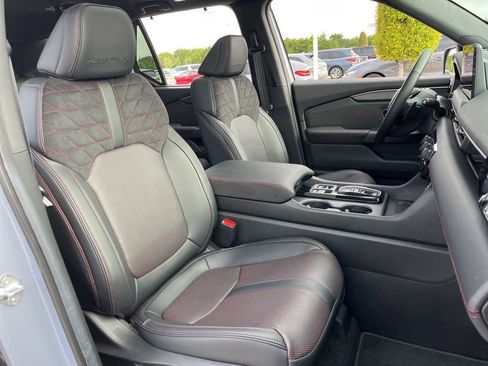 Certified 2026 Honda Pilot Black Edition image 28