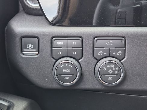 New 2026 Chevrolet Silverado 1500 RST AWD/4WD image 23