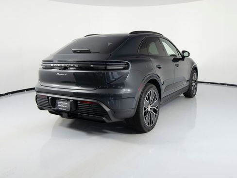 New 2026 Porsche Macan 4 Electric AWD/4WD image 10