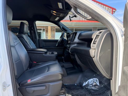 Used 2023 RAM 3500 Tradesman image 23