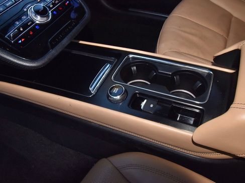 Used 2022 Lincoln Corsair Reserve w/ Equipment Group 201A image 31