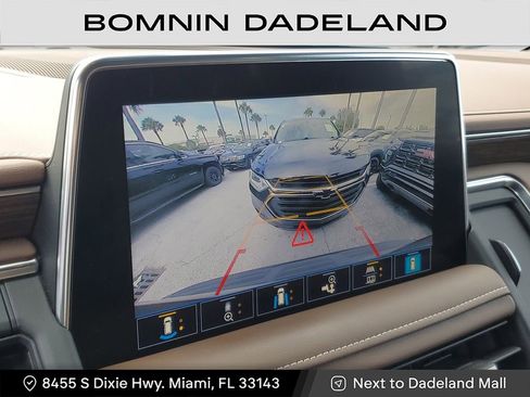 Used 2021 Chevrolet Tahoe High Country w/ Premium Package image 25