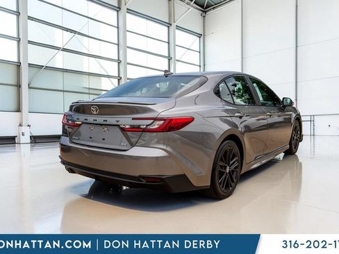 Used 2025 Toyota Camry SE FWD image 26