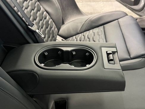 Used 2024 Audi e-tron GT Premium Plus w/ Performance Package image 35