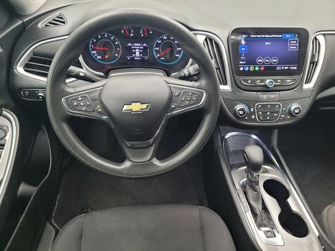 Used 2024 Chevrolet Malibu LT image 22