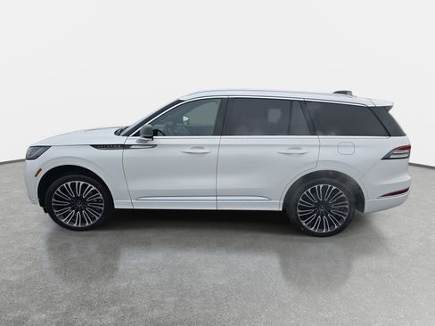 New 2026 Lincoln Aviator Black Label image 8