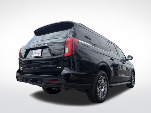 Certified 2025 Ford Expedition Max Active AWD/4WD image 9
