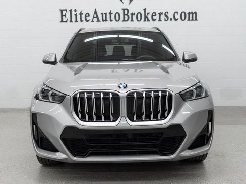Used 2026 BMW X1 xDrive28i w/ M Sport Package AWD/4WD image 3