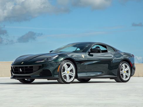Certified 2023 Ferrari Portofino M image 31