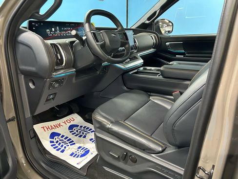New 2026 Ford Expedition Tremor image 12