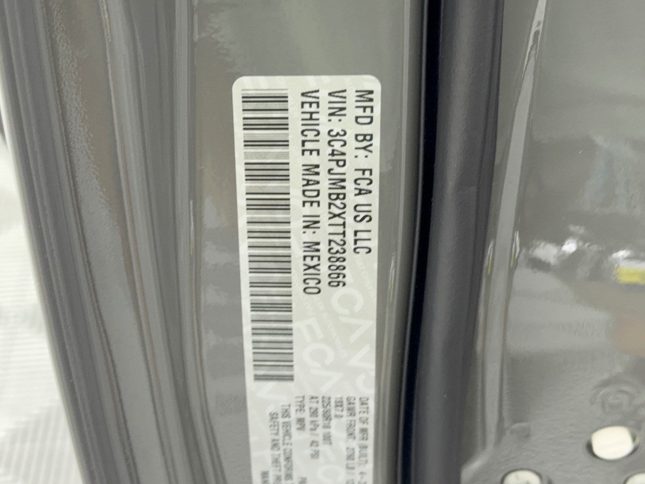 Used 2026 Jeep Cherokee Laredo AWD/4WD image 31