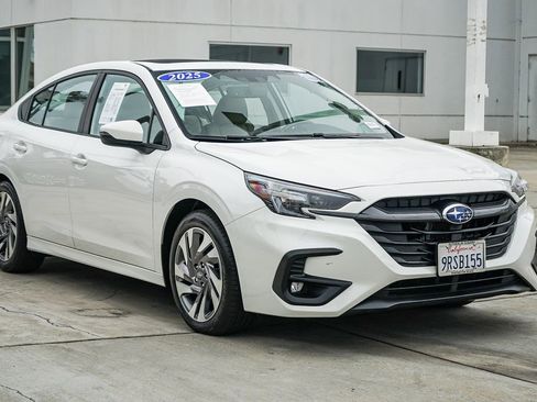 Used 2025 Subaru Legacy Limited image 3