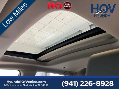 Used 2024 Honda HR-V EX-L image 9