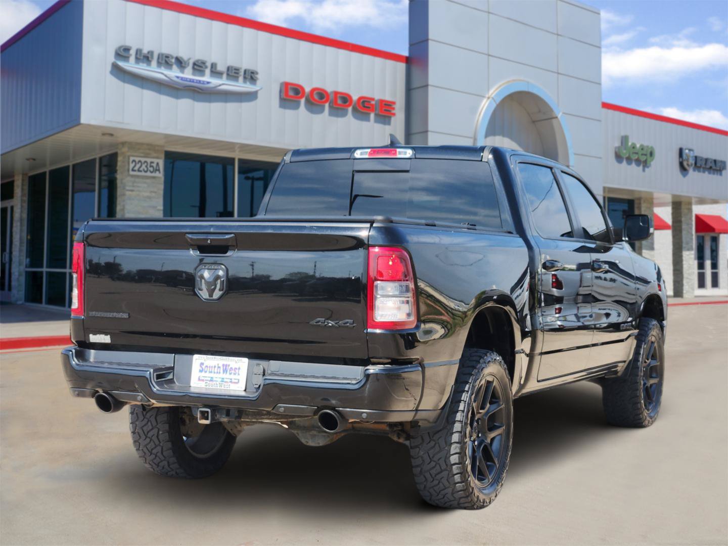 Used 2021 RAM 1500 Big Horn AWD/4WD image 5