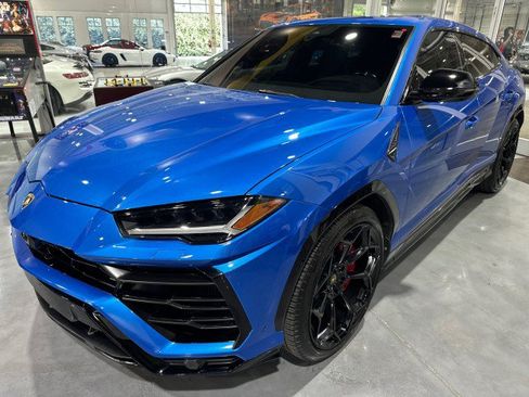 Used 2019 Lamborghini Urus AWD/4WD image 1