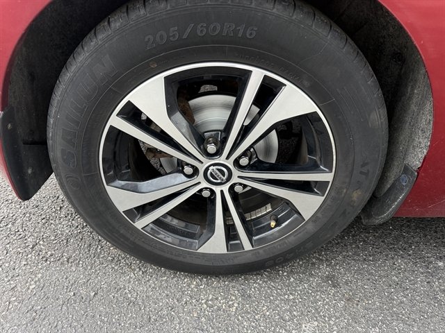 Used 2020 Nissan Sentra SV w/ Electronics Package FWD image 25
