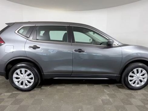 Used 2020 Nissan Rogue S AWD/4WD image 3