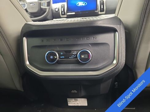 New 2026 Ford Expedition Active AWD/4WD image 15