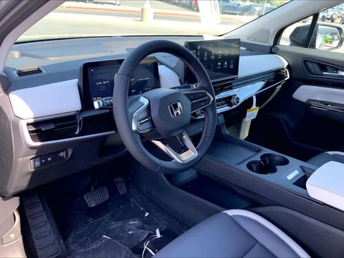 New 2026 Honda Prologue Touring image 8