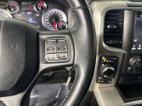 Used 2019 RAM 1500 Big Horn AWD/4WD image 14