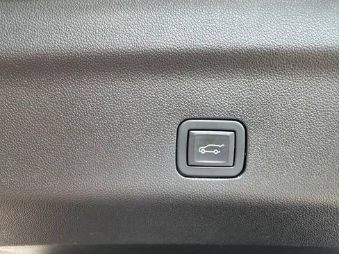 Used 2024 GMC Yukon XL Denali w/ Max Trailering Package AWD/4WD image 19