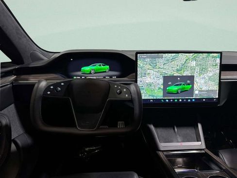 Used 2021 Tesla Model S Plaid image 12