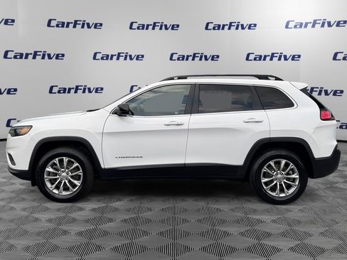 Used 2022 Jeep Cherokee Latitude Lux w/ Sun & Sound Group AWD/4WD image 2