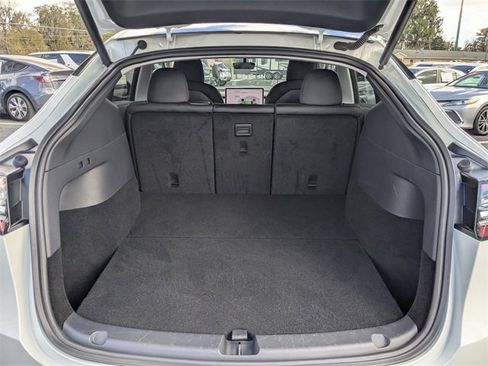 Used 2020 Tesla Model Y Performance image 12