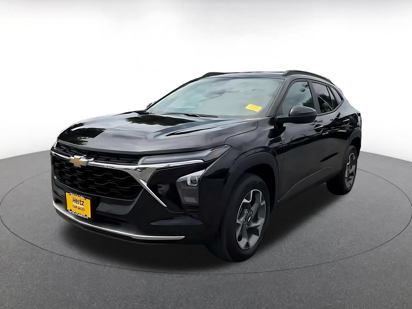 Used 2025 Chevrolet Trax LT FWD image 6