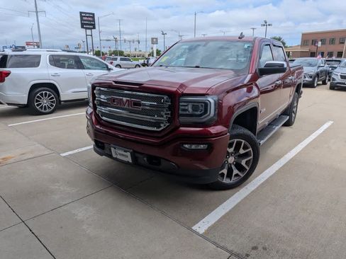 Used 2016 GMC Sierra 1500 SLT w/ All-Terrain Package AWD/4WD image 5