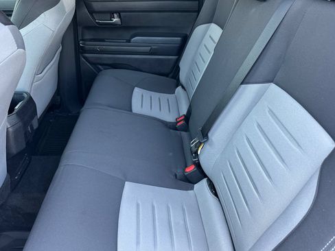 Used 2025 Toyota Tacoma TRD Sport AWD/4WD image 12