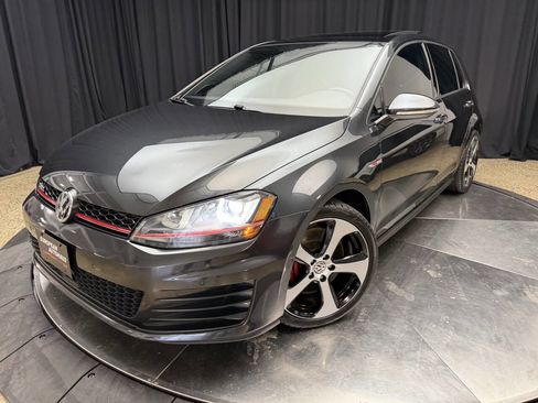 Used 2017 Volkswagen GTI Autobahn image 3