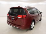 Used 2017 Chrysler Pacifica Touring-L Plus image 3